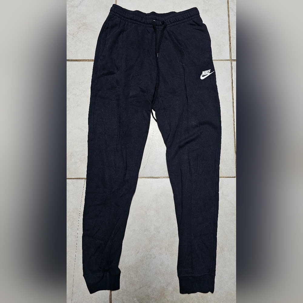 Black Nike crop jogger athletic pants leggings xs